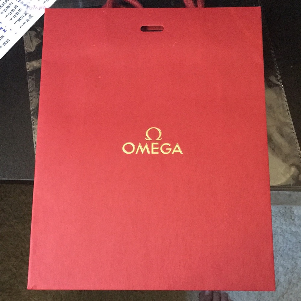 Omega Gift Bag - Picture 5 of 9